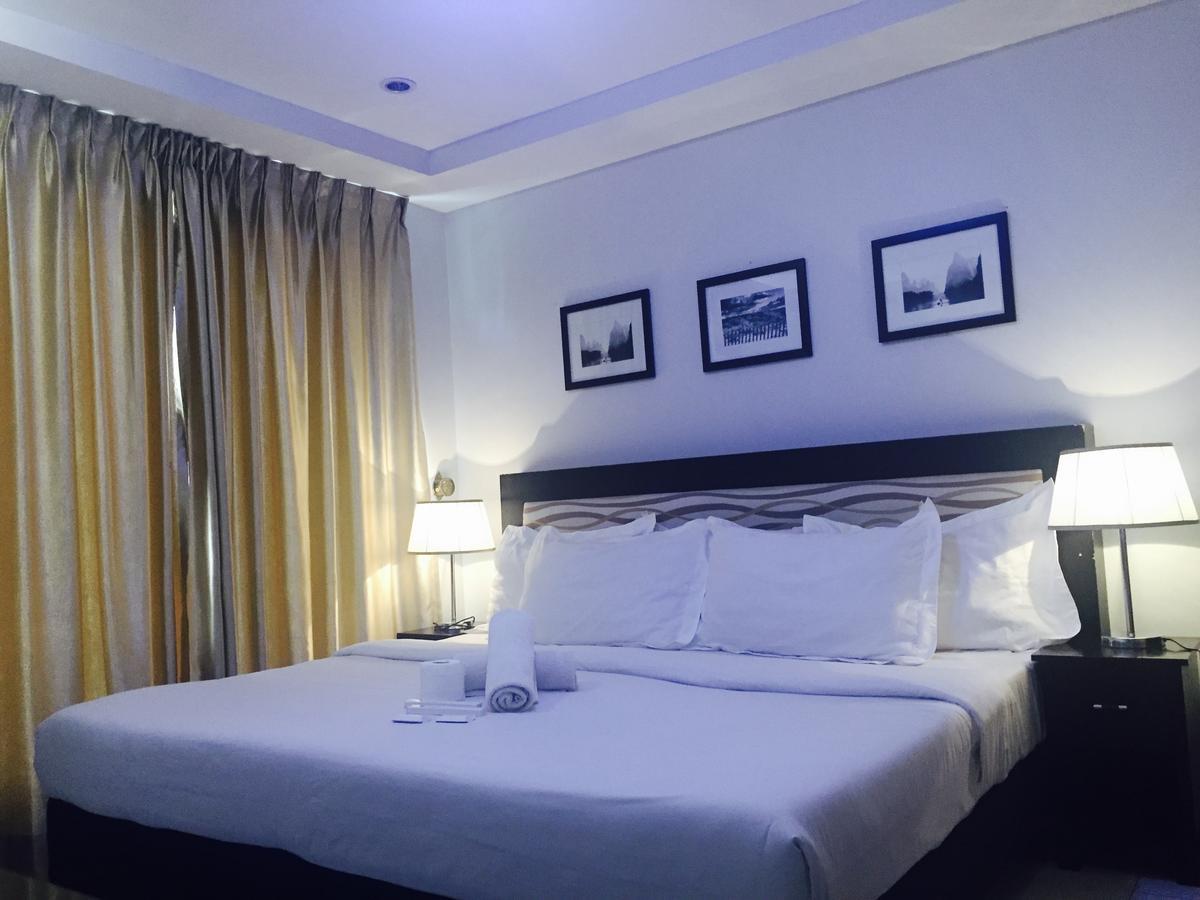 Dragonlink Suites @ Bel-Air Soho Makati City Bagian luar foto